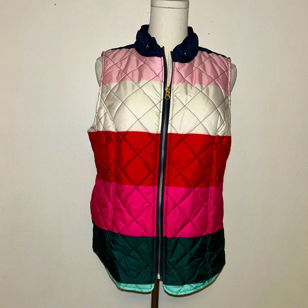 🩷❤️💚♦️NWT Crown & Ivy Icon Vest💚❤️🩷